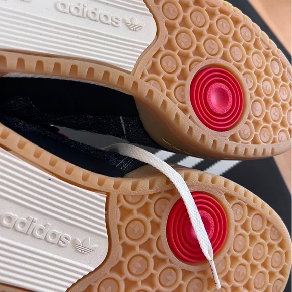 Adidas sneakers Midwest Kids brand, straps and laces, brand new size MEN’s 11 - Picture 7 of 8